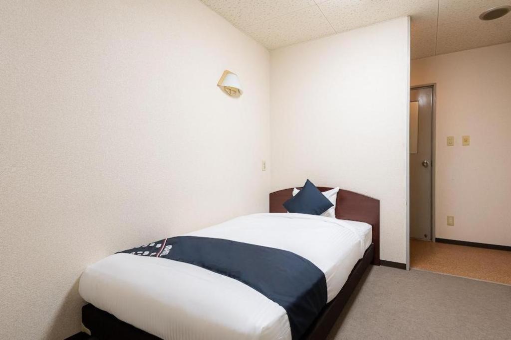 Business Hotel Kurama Hikone Exteriör bild