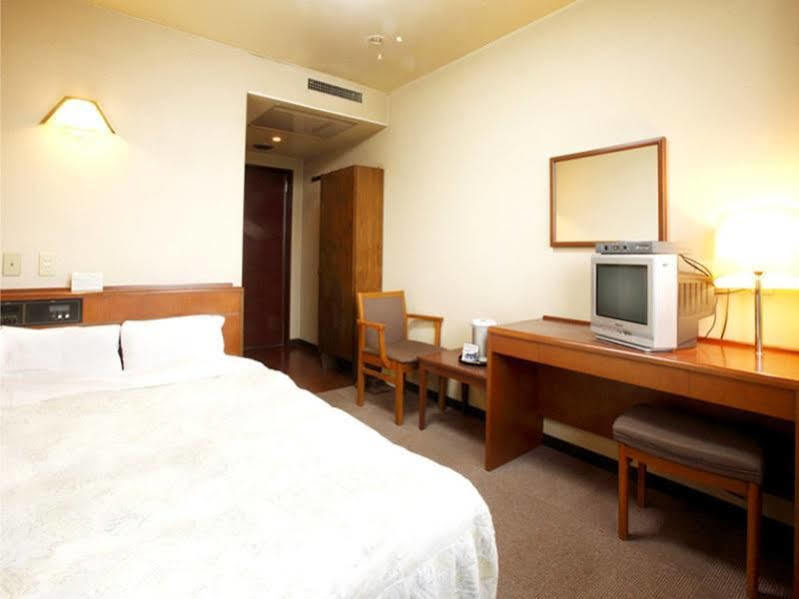 Business Hotel Kurama Hikone Exteriör bild
